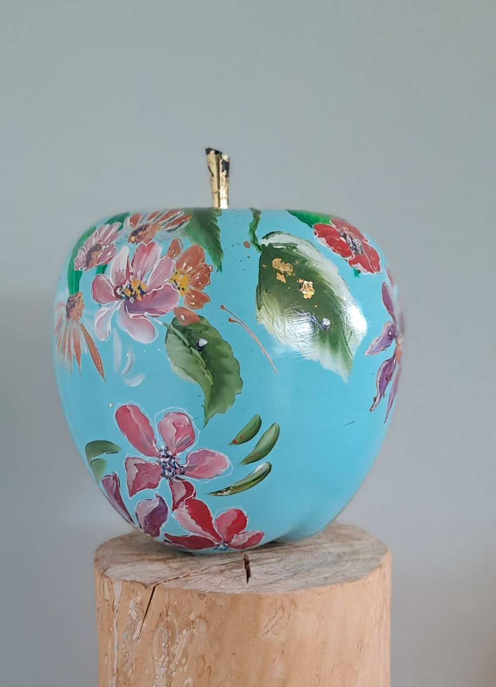 Decoratie appel aluminium lichtblauw " Art Appel"