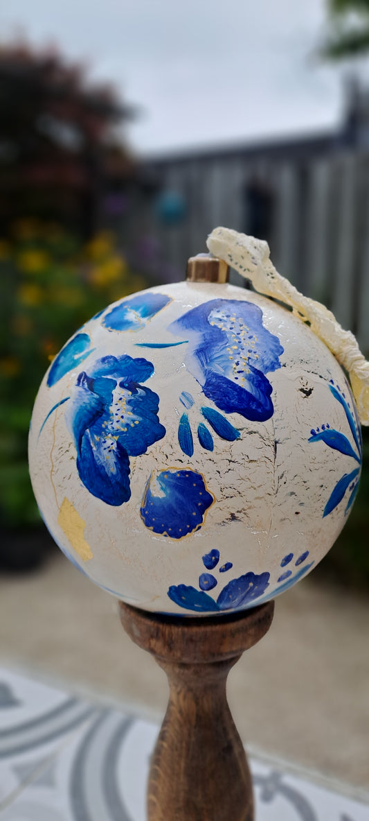 Kerst/ decoratiebal "Hollands blauw"